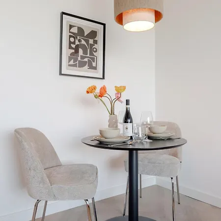 Makerstoren Mid-longstay Serviced For 28 To 180 Days * Amsterdam