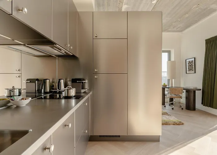 Makerstoren Mid-longstay Serviced For 28 To 180 Days *