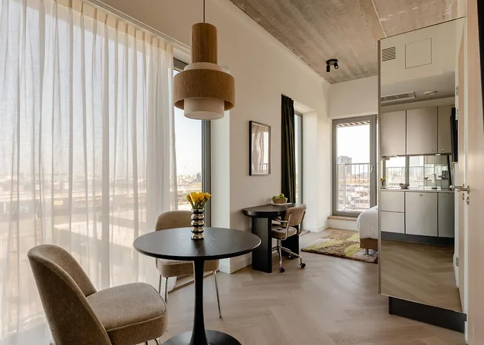 Makerstoren Mid-longstay Serviced For 28 To 180 Days