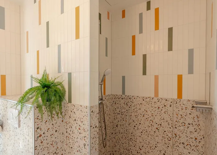 Makerstoren Mid-longstay Serviced For 28 To 180 Days